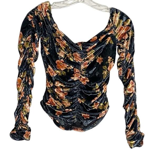 Free People Reina Off The Shoulder Romantic Crushed Velvet Top Blue/Pink- XS NWT - Picture 6 of 14